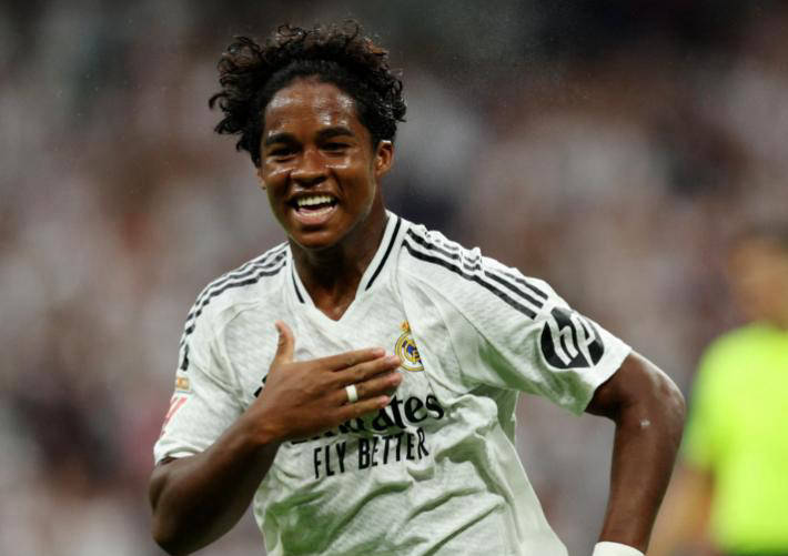 官宣加盟法甲！皇马新大罗闪耀里昂，天赋与潜力齐飞，瞄准2026世界杯